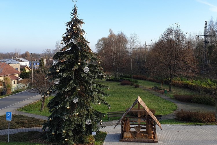 Energetici přispěli v Moravskoslezském kraji na rozsvícení 60 stromečků