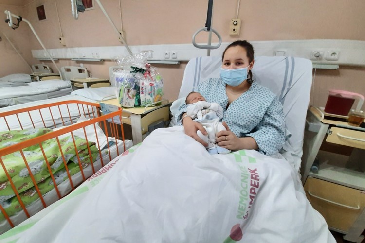 V Nemocnici Šumperk se v loňském roce narodilo 880 dětí