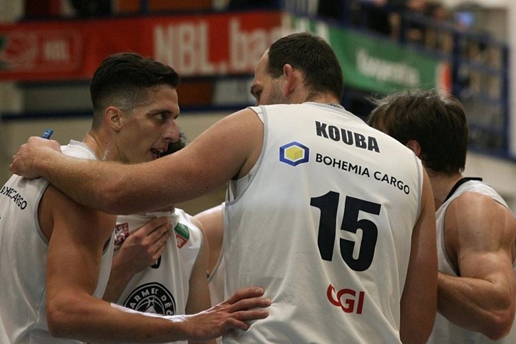 Basketbalisté Opavy doma jasně přehráli Děčín