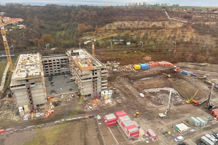 V AFI City začíná růst již druhý apartmánový dům