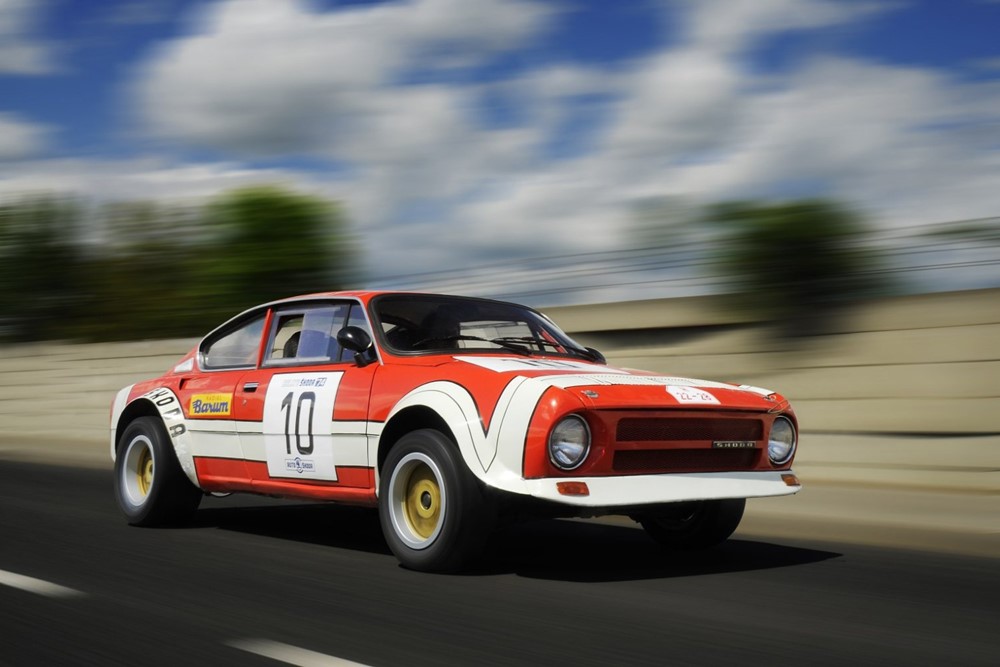 ŠKODA 200 RS. Soutěžní prototyp s motorem OHC o výkonu 163 koní při 6000 min-1 měl pohon zadních kol a vznikl ve dvou exemplářích.