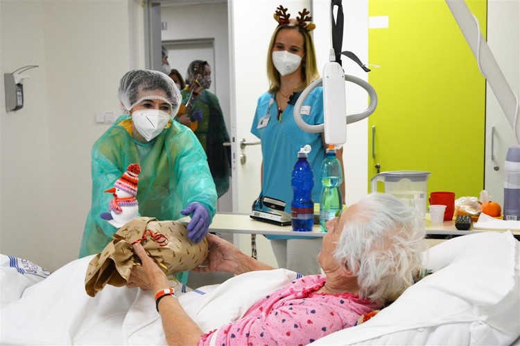 Nemocniční dobrovolníci opět hledají Ježíšky