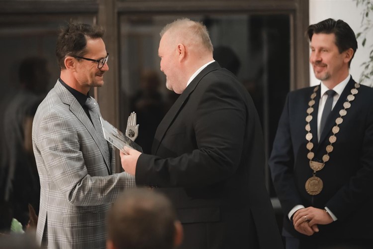 Cenu města Třebíč obdrželi Miloslav Kopečný a Patrik Eliáš