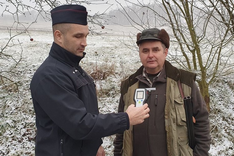 Myslivče, nepij! Probíhá akce na honech