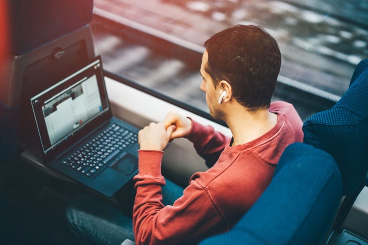 Více než 180 regionálních vlaků Českých drah dostane Wi-Fi
