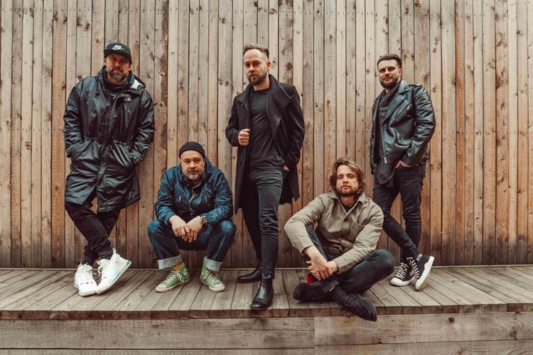 Support Lesbiens představují singl Sins a slibují nové album
