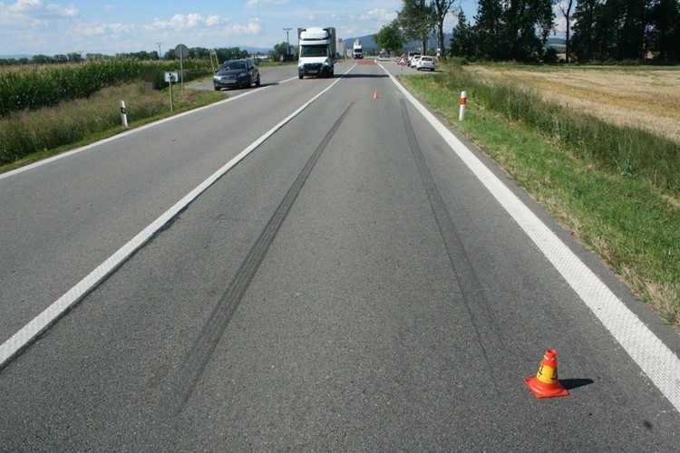 Naboural a  nadýchal okolo 2 promile