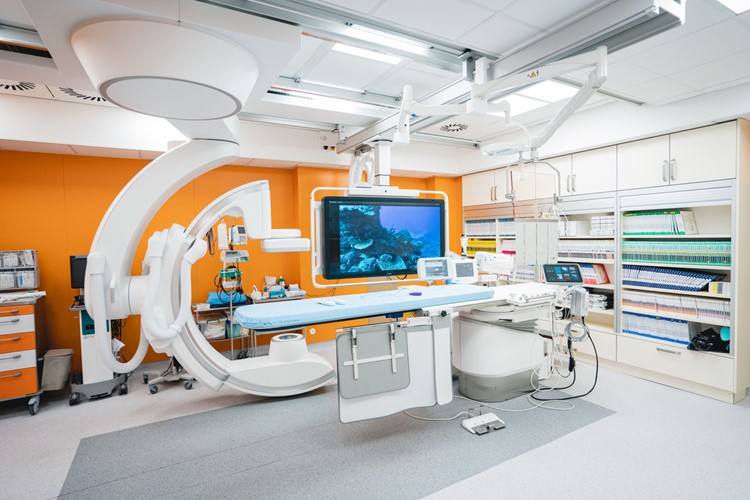 Kardiologie v Nemocnici Na Homolce uvedla do provozu zrekonstruované katetrizační sály