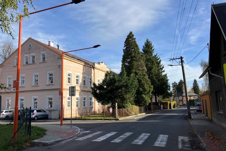 V Rumburku opět mysleli na bezpečnost chodců, ve městě tak již mají třetí Oranžový přechod