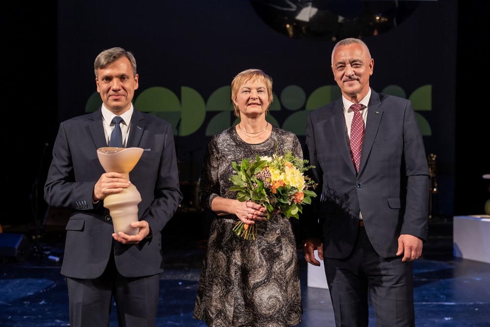 Cenu převzal vedoucí muzea PhDr. Petr Vodešil, PhD. a Ing. Věra Cábová, ekonomická náměstkyně generálního ředitele Národního muzea v přírodě, jehož je Hanáckého muzeum v přírodě od konce roku 2018 součástí. 