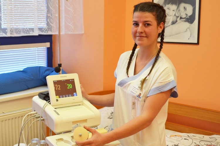 Nové vybavení zajistí větší pohodlí rodiček ve valašskomeziříčské nemocnici 