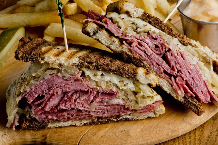 Newyorský street food Pastrami za několik dnů v Holešovické tržnici