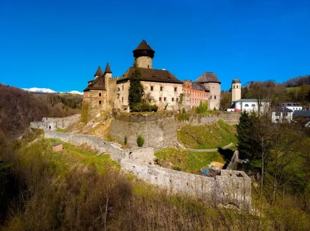 Řemeslný jarmark + noční prohlídky