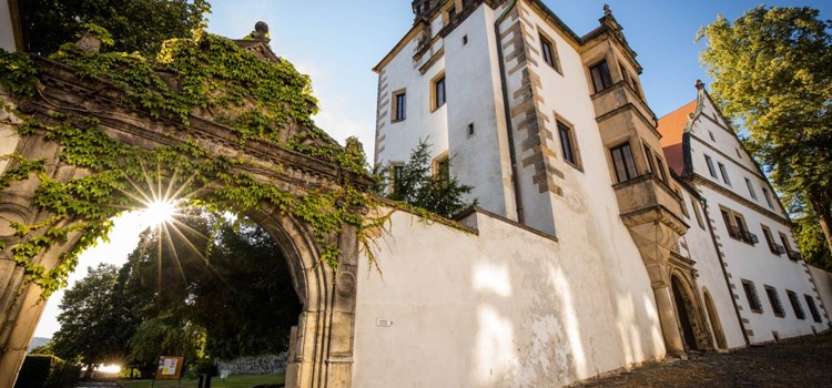 Léto na zámku Benešov nad Ploučnicí