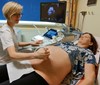 Nové ultrazvuky, kardiotokografy i operační vybavení. Gynekologicko-porodnické oddělení trutnovské nemocnice má nové přístroje za 19 milionů korun