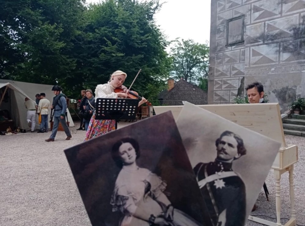 Schaumburská slavnost na náchodském zámku