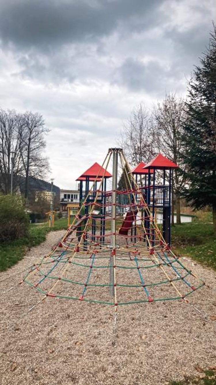 Lesopark ve Vrbně pod Pradědem prošel změnami, výměna prvků pokračuje