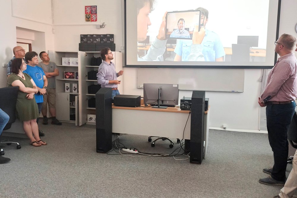 Mohelnická škola rozšíří studentům obzory i realitu.