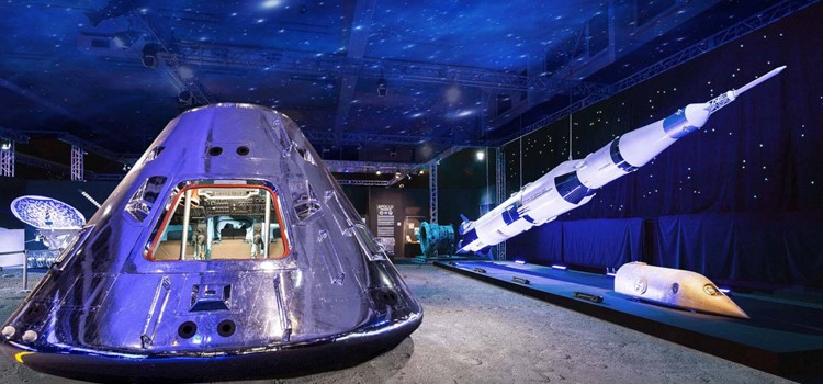 Poslední šance vyzkoušet si výcvik astronautů nebo se projít po Měsíci