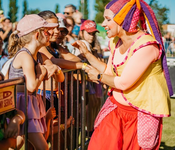 Hvězdná vystoupení i mega pěnová párty. To všechno nabídne festival Fesťáček