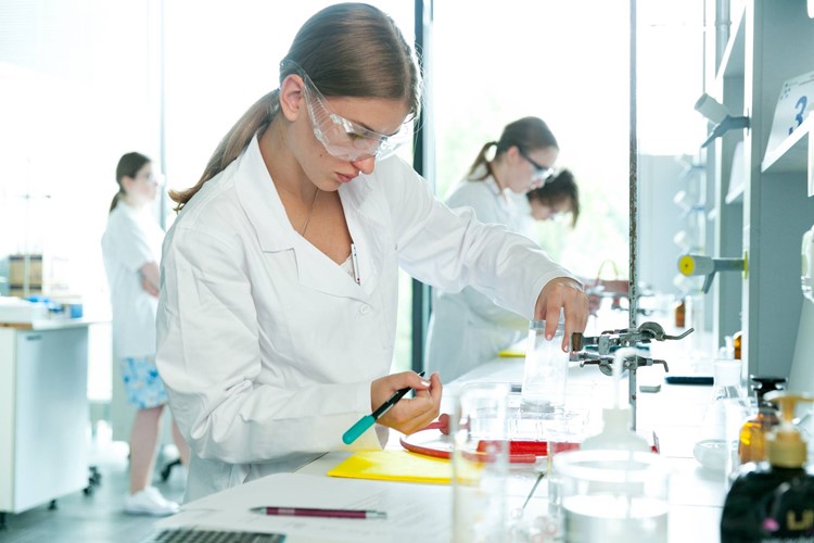 Univerzita Pardubice hostí finále Mladého chemika
