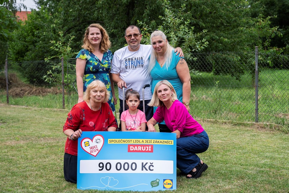 Adriance dávali pramalé šance na přežití. Dnes chodí i díky sbírce Srdce dětem do školy se speciálním programem