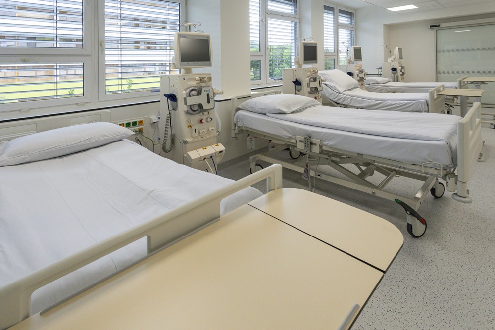 Vsetínská nemocnice otevřela moderní dialyzační středisko .