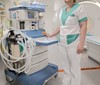 Mostecká nemocnice má nový přístroj. Pomůže zvládnout dětským pacientům magnetickou rezonanci