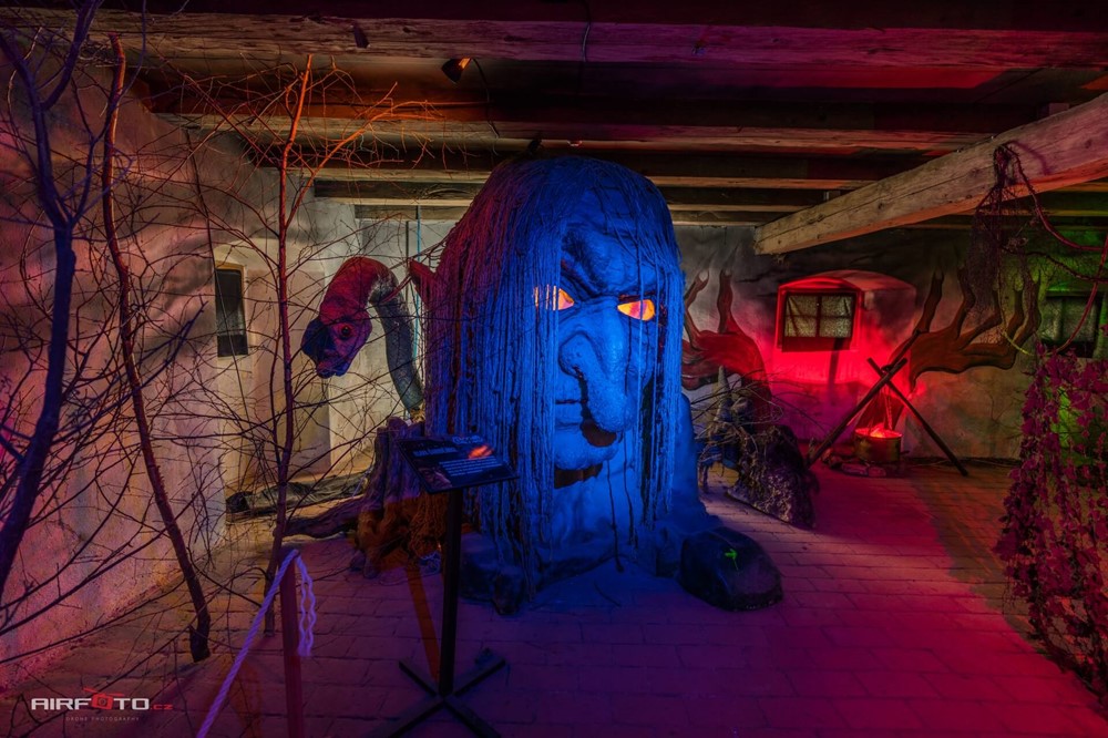 Strašidelný zámek Draxmoor