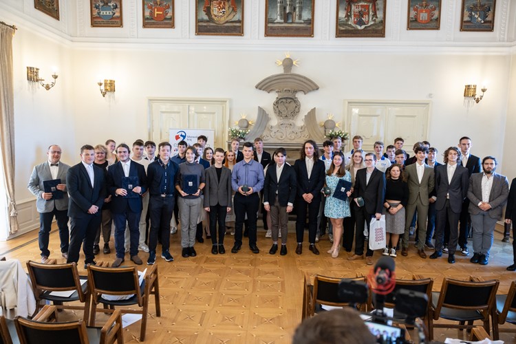 Talentovaní středoškoláci z Moravskoslezského kraje dostali ocenění
