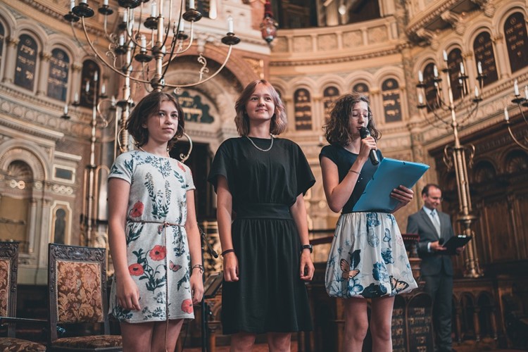 Školáci v Plzni a okolí budou mapovat příběhy pamětníků, prožijí i atmosféru těžkých momentů 20. století