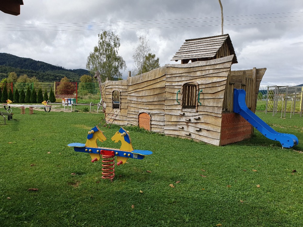 Město z participativního rozpočtu postaví dětské hřiště a osvětlí cyklostezku