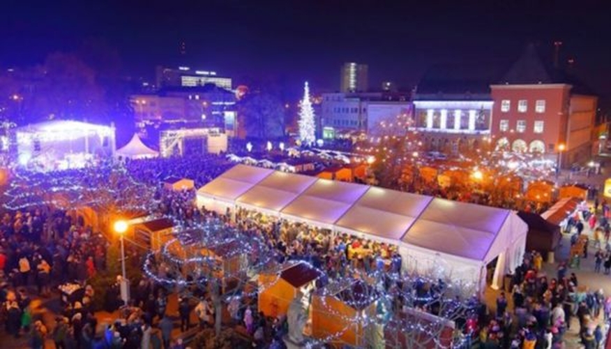 Advent letos ve Zlíně baví děti i dospělé, město přivítá nový rok ohňostrojem