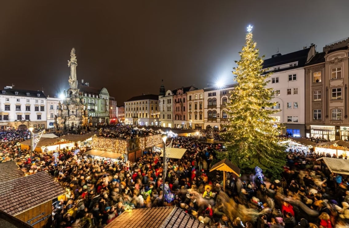 Vánoce v Olomouci tradiční i nové. Začínají oblíbené Vánoční trhy