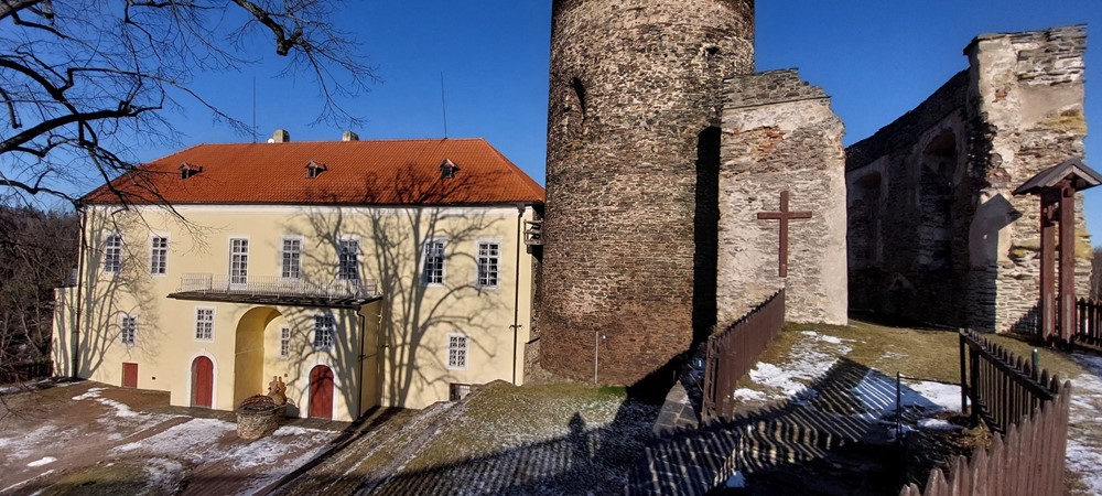 Hrad Svojanov.