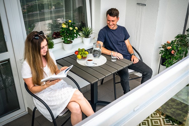 Nové místo navíc? Ano, krásný balkon nebo lodžie