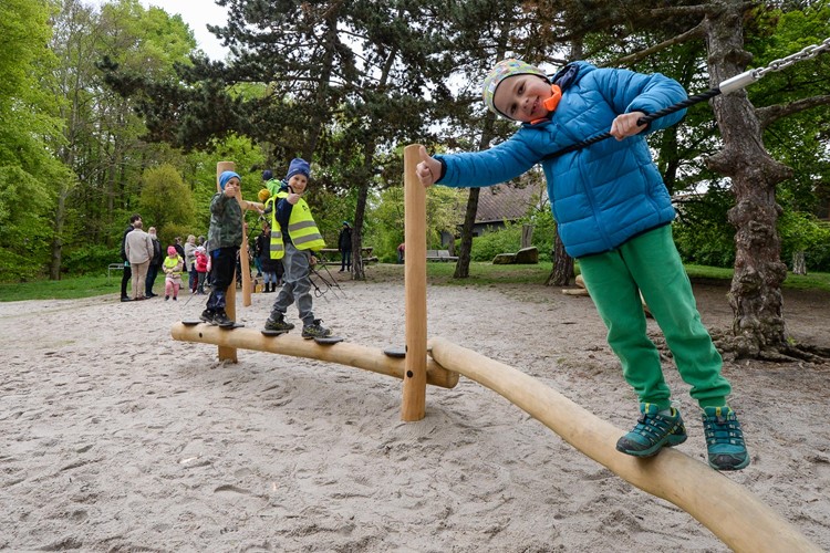 Dětem slouží dvě nová hřiště v Plzni na Slovanech
