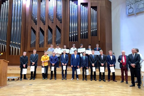SPŠ elektrotechnická v Pardubicích má své Prokopy Diviše