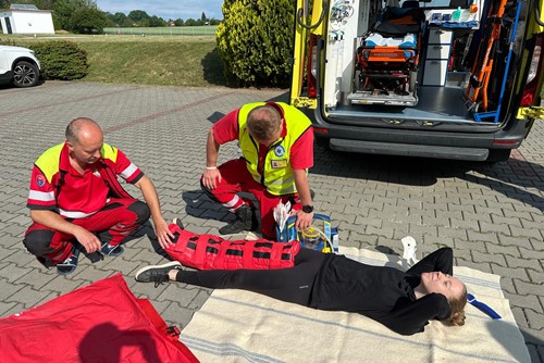 Studenti Střední zdravotnické školy v Opavě navštívili záchranáře