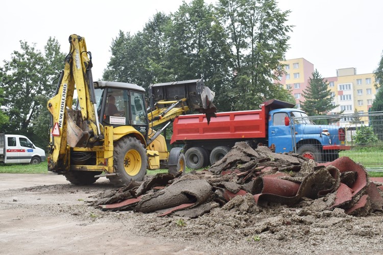 Frýdek-Místek opravuje sportoviště na Slezské 