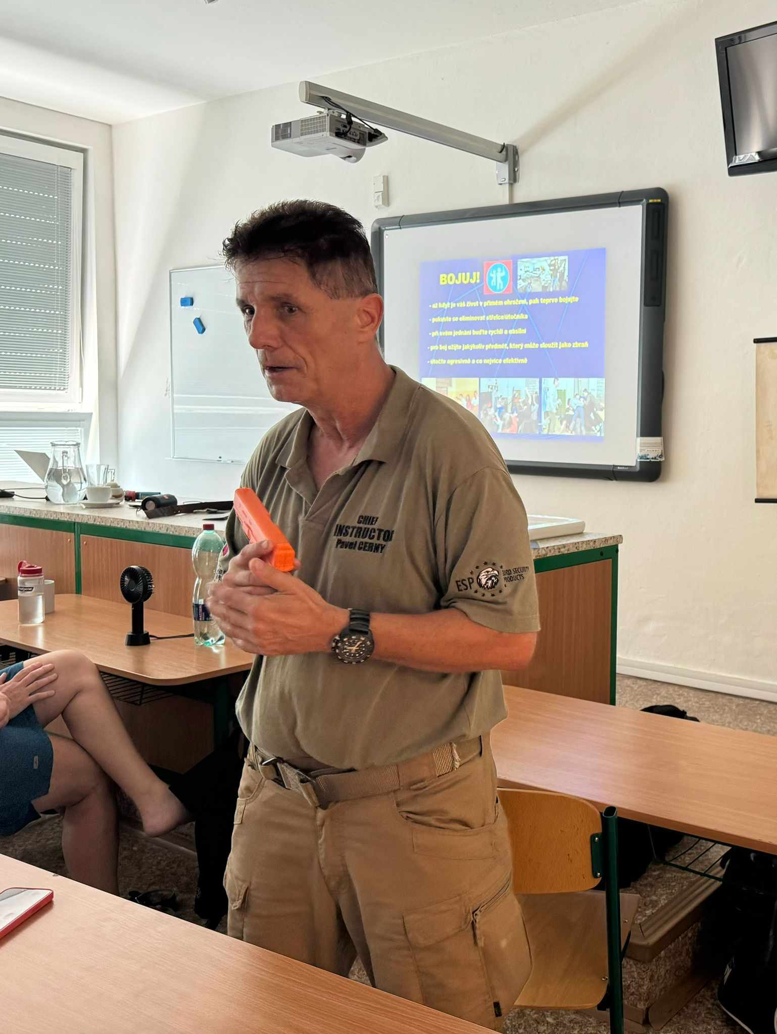 Základní školy v Praze 8 prochází kurzem „agresor ve škole“