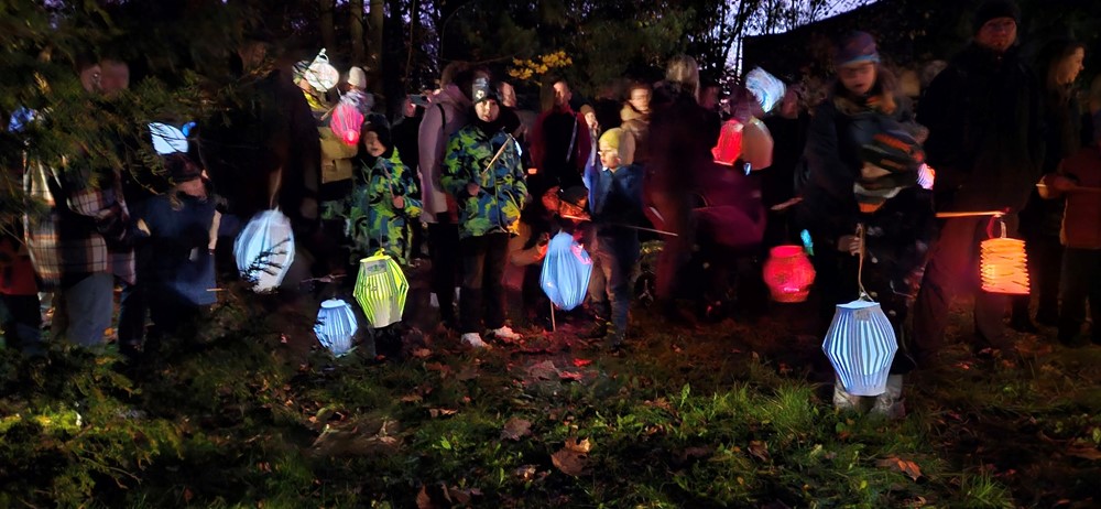 Uspáváme broučky + lampionový průvod Faunaparkem pro nejmenší 2025