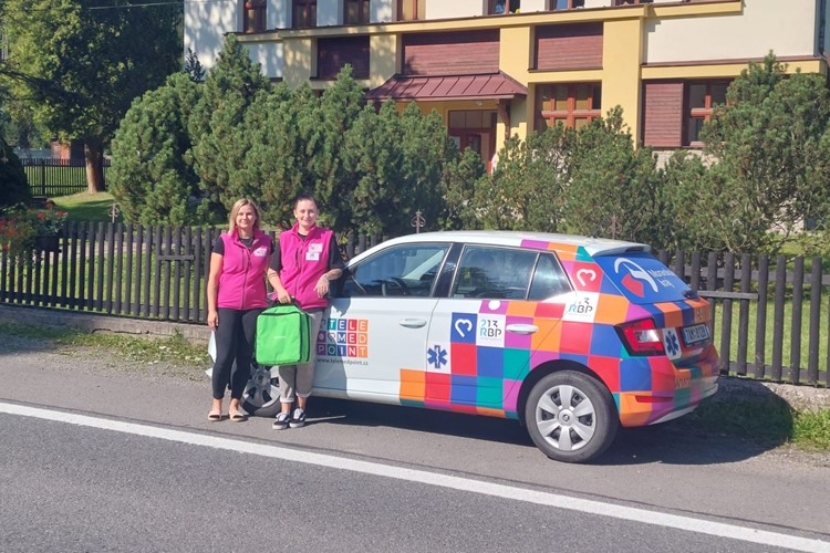 Telemedpointy nově rozvážejí léky a navštěvují pacienty doma
