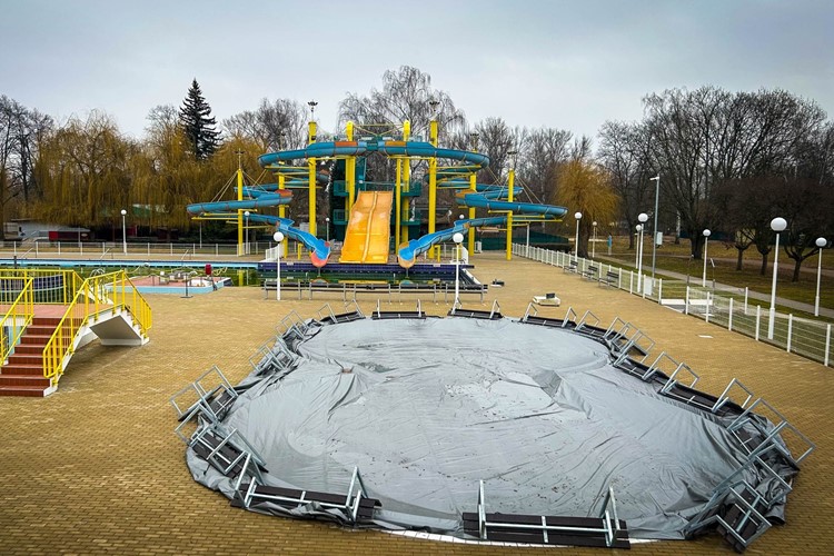  Koupaliště Cihelna se na sezónu 2025 rozšíří o nová hřiště, workoutovou zónu a vylepšené občerstvení 