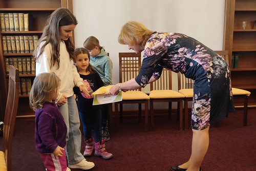 Lovci perel opět motivovali děti ke čtení. Nejlepší čtenářkou se stala Miriam Jiříková