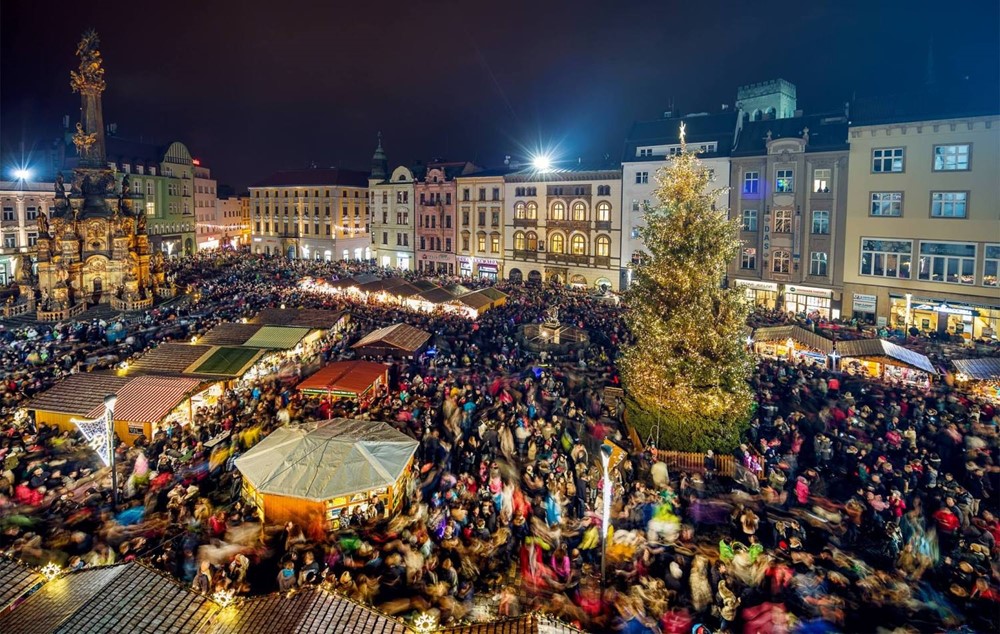 Vánoční trhy na Horním náměstí v Olomouci.