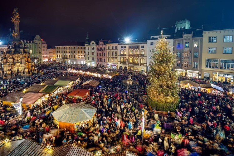 Vánoční trhy Olomouc se spoustou novinek. Největší atrakcí bude obří olomoucké kolo