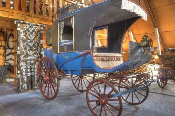 Muzeum historických vozidel, techniky, řemesel a modelů