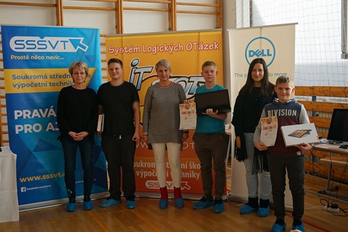 Výsledky soutěže IT-SLOT: čeští žáci rozumí počítačům, ale ztrácí logické myšlení
