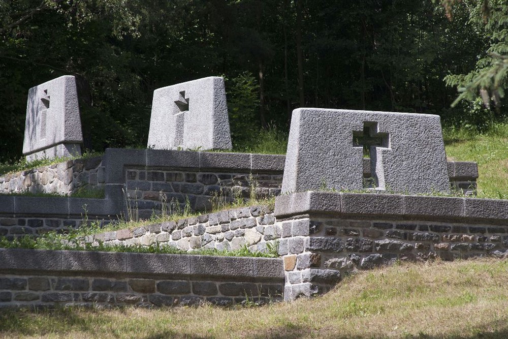 Pietní území Ležáky – Památník Lidice.